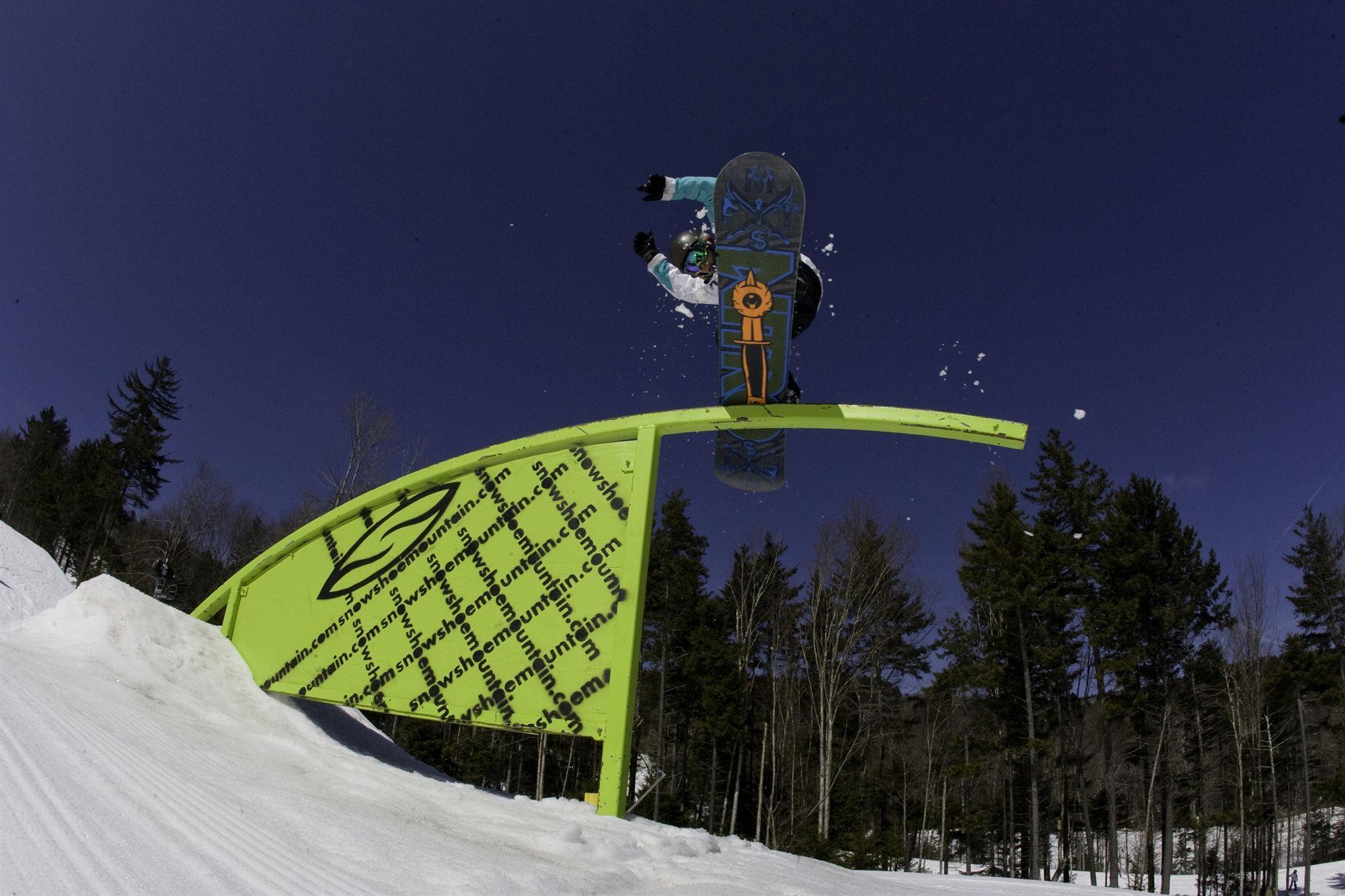 Hotel Snowcrest Snowshoe Exteriér fotografie